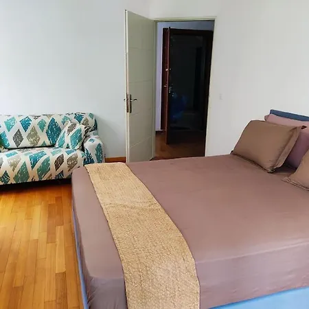 With Private Garden In Alimos Apartment Athens