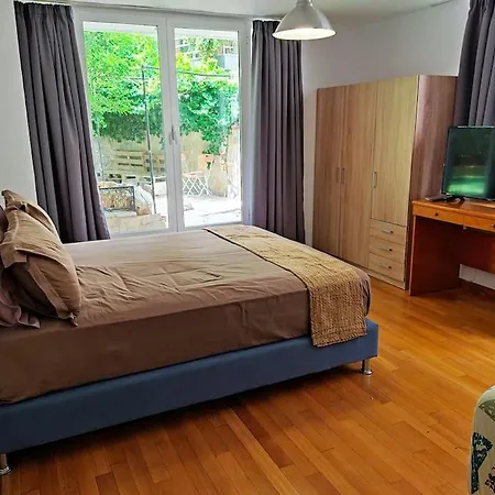 With Private Garden In Alimos Apartment